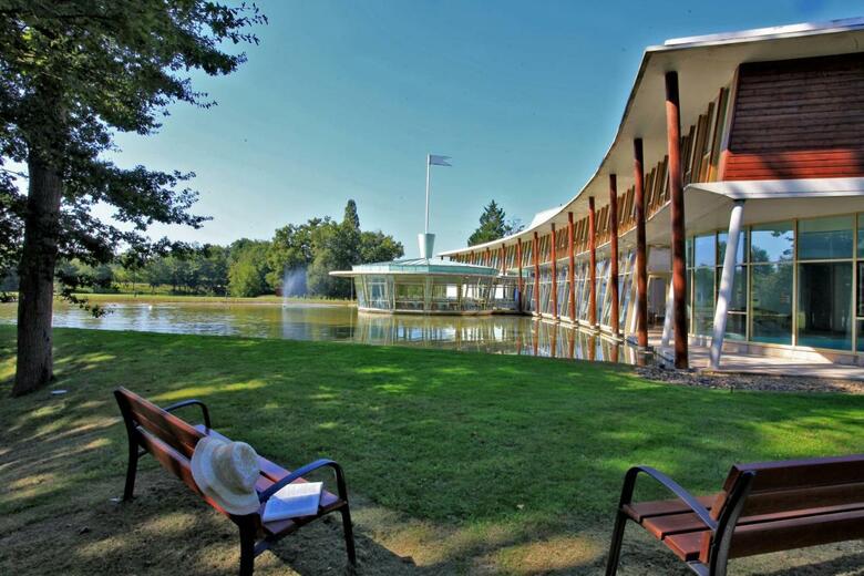 Hotel Logis Des Lacs D'halco