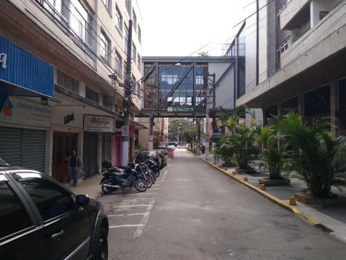 Apartamento Ensolarado Ao Lado Do Shopping Com Garagem E Wifi
