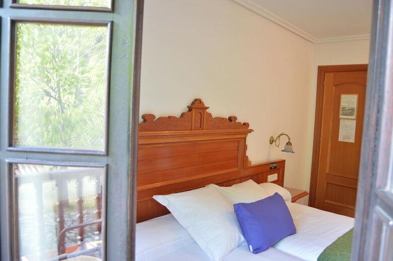 Hotel El Jisu