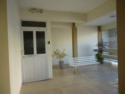 Quarto Com Frigobar Tr�s Quadras Mar Aceita Pets