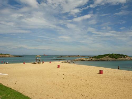 Quarto Com Frigobar Tr�s Quadras Mar Aceita Pets