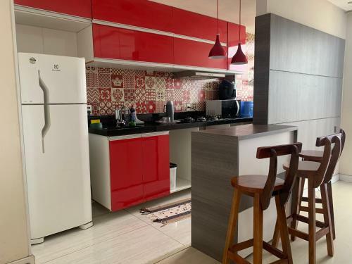 Apartamento 2 Quartos Condom�nio Com Piscina
