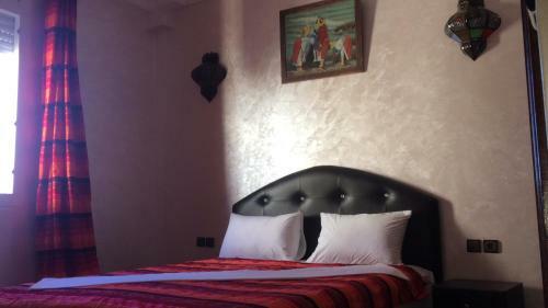 Hostal Itrane Guest House