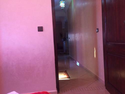 Hostal Itrane Guest House