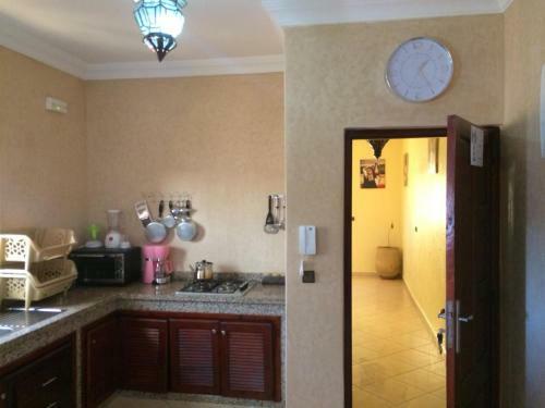 Hostal Itrane Guest House