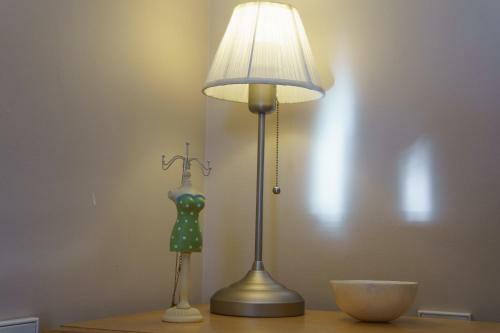 Emerald Maison, Style & Comfort - Pc, Netflix