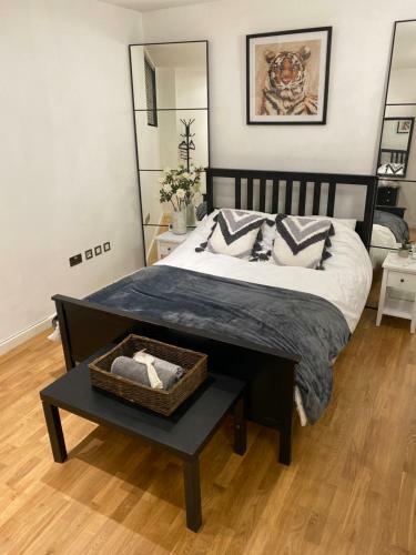 Apartamento 1 Bed Ground Floor Flat With Covered Balcony