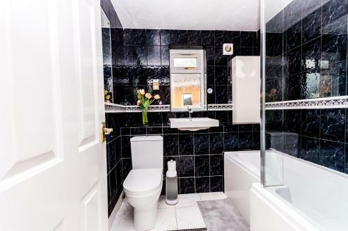 Burnham House - Labrad Homes