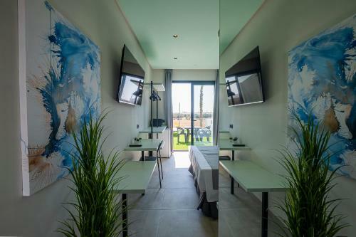 Hostal On The Residence