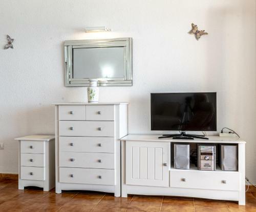 Oceanfront Neptuno Apartment