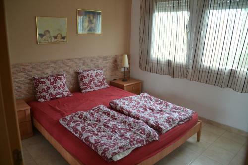 Semi Dettached Villa