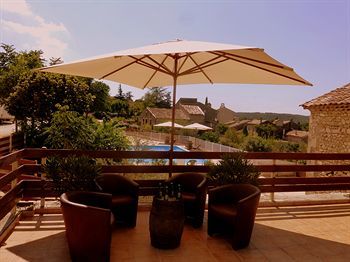 Mont Bouquet Lodge & Activity Center