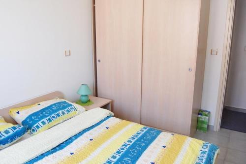Apartments By The Sea Bilo, Primosten - 3090