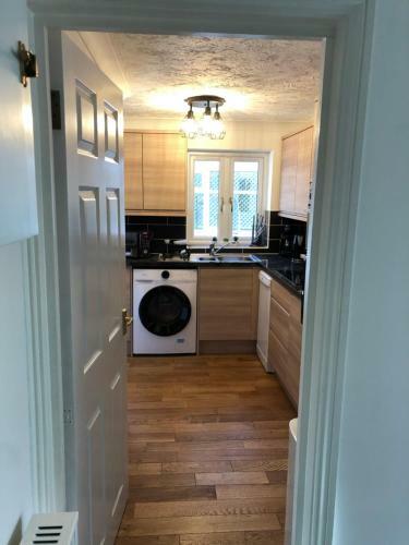 Stylish 2 Bed Apartment Next To The Norfolk Broads
