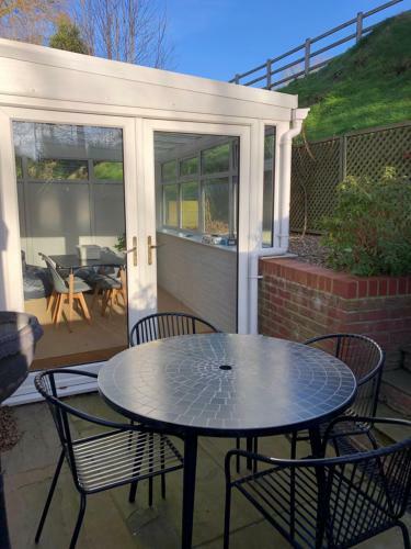 Stylish 2 Bed Apartment Next To The Norfolk Broads