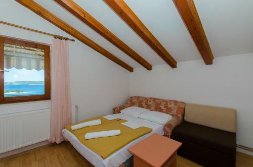 Apartments Bilo