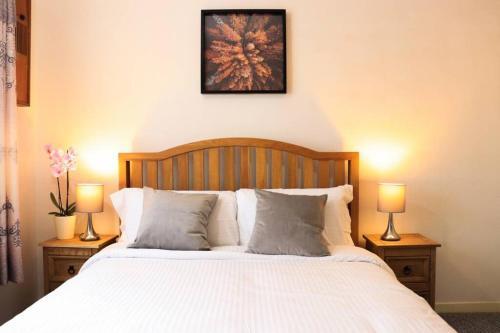 Spacious Home Free Bus To Heathrow Airport T5