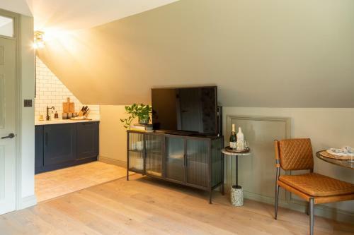 Villa Beautiful Luxury Property In The Surrey Hills