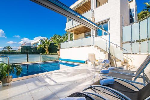 Villa Alcanada 1