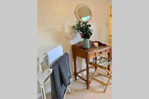 Upper Heath Farm - Stable Cottage