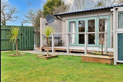 Garden Lodge