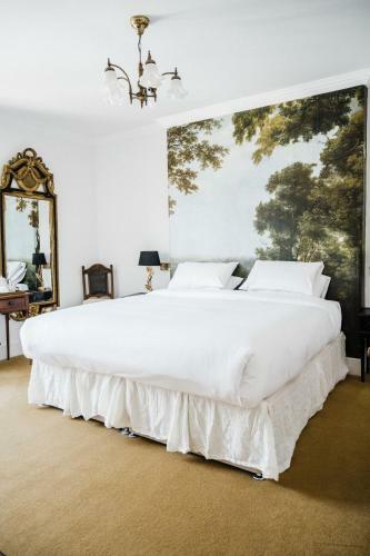Hotel The Crooked Swan