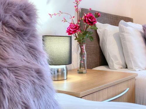 Mbiz Apartment - Next To Park