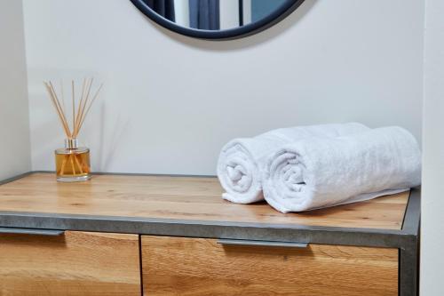 Fantastic Brand New 3br House Wparking Sleeps8