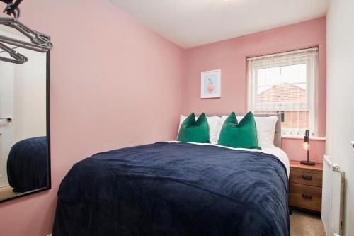 Fantastic Brand New 3br House Wparking Sleeps8