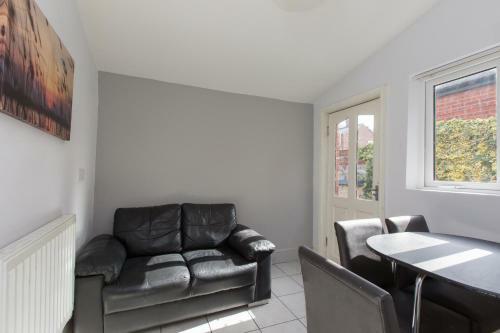 Hostal Townhouse @ Electricity Street Crewe
