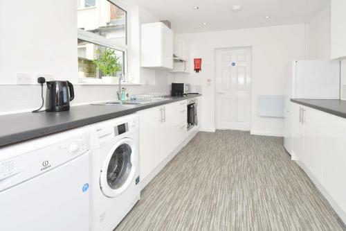 Townhouse @ 86 Brooklyn Street Crewe