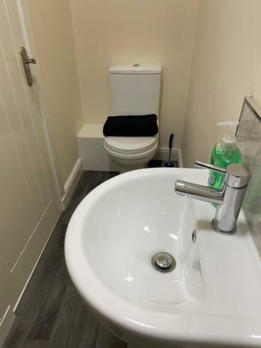 Modern En-suite Double Bedroom