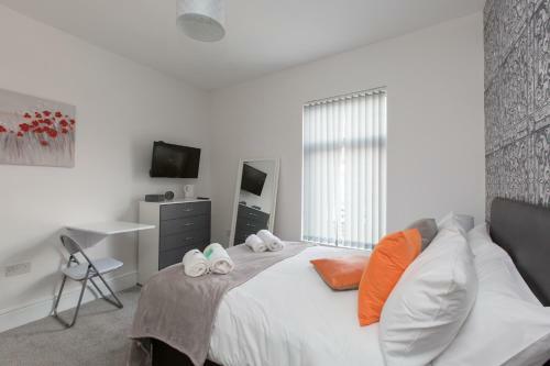 Hostal Townhouse Plus @ 130 West Street Crewe