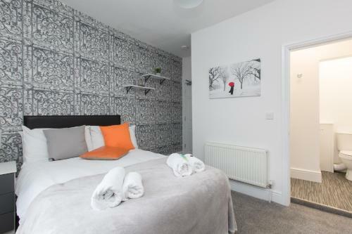 Hostal Townhouse Plus @ 130 West Street Crewe