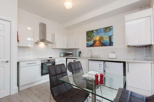 Hostal Townhouse Plus @ 130 West Street Crewe