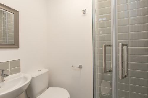 Hostal Townhouse Plus @ 130 West Street Crewe