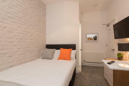 Hostal Townhouse Plus @ 130 West Street Crewe