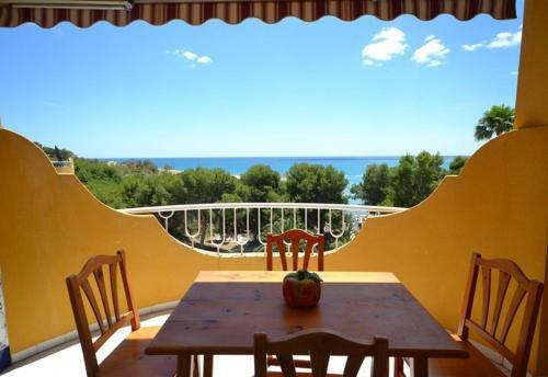 Apartment Sandra By The Sea