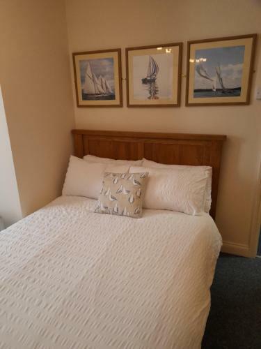 Hostal Foss Room