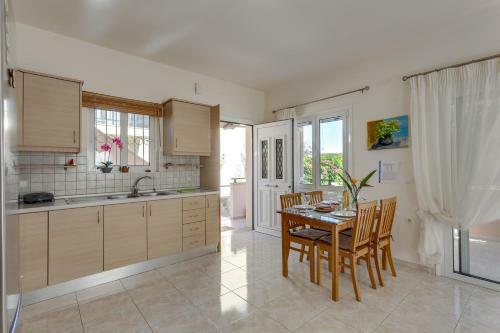 Anna's House