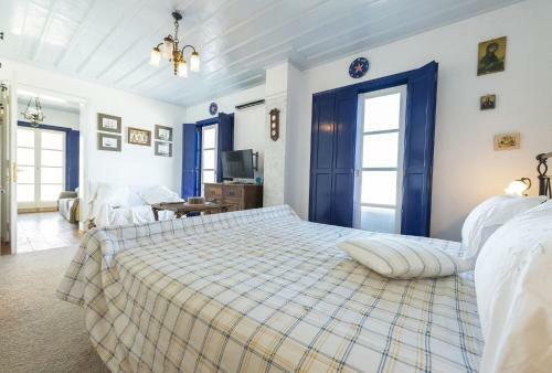 Beachfront Spetses Spectacular Fully Equipped Traditional Villa Familiesgroups