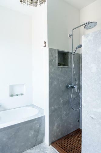 Villa Maison Suisse With Sea View In Spetses Town