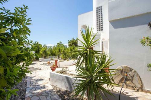 Thymoura Villa