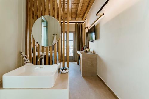 Lindos Calmare Suites