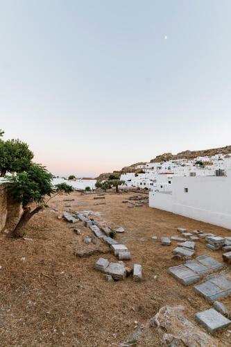 Lindos Calmare Suites