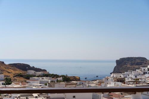 Apartamento Oikos Lindos Suites Artemis