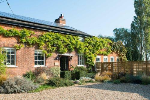 The Old Steam Mill, Luxury, Spacious, Beautiful Grounds, Stunning Location