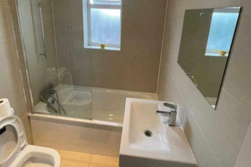 Harrow Cozy Apartment