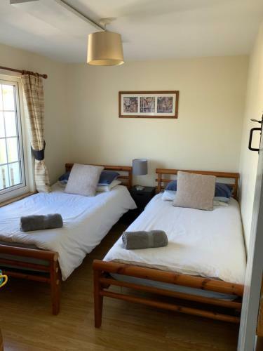 Woodpecker Cottage At Frog Trotters Cottages