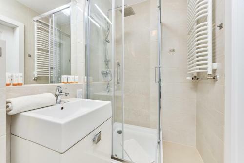 Apartments Krakowska 39 Wroc?aw By Renters